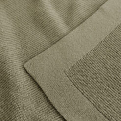 Alternative view of Hvid - Blanket Gust Artichoke