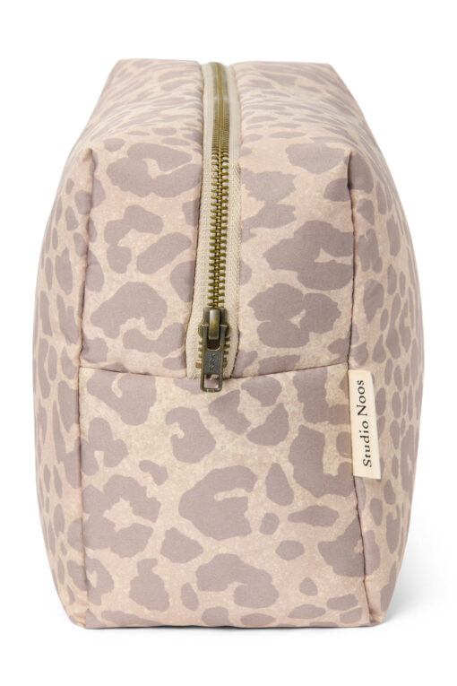 Studio Noos - Tonal Leopard Puffy Toiletry Bag – Bild 3