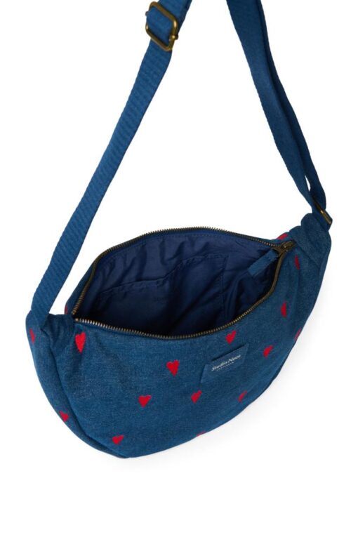 Studio Noos - Denim Adult Fanny Pack Dark Blue Red Hearts – Bild 4