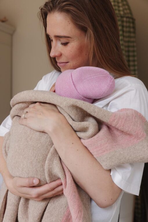 Hvid - Beanie Fonzie NEWBORN Cotton candy – Bild 4